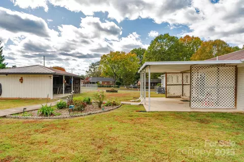 1202 Flowe Dr, Matthews, NC 28104 photo 35