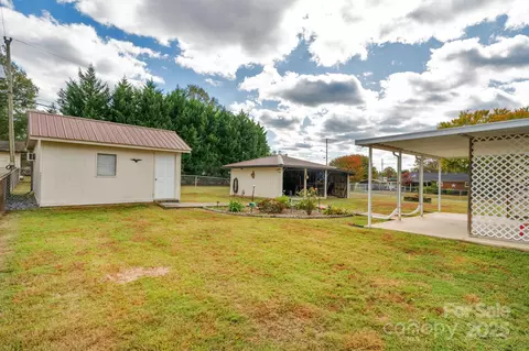 1202 Flowe Dr, Matthews, NC 28104 photo 34