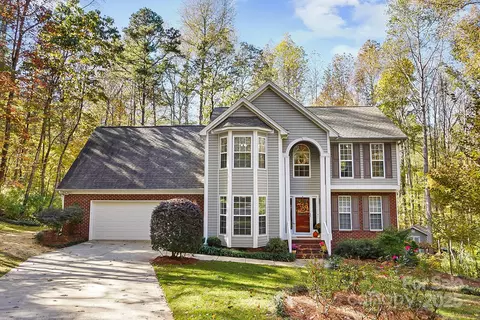 7933 Coral Ridge Dr, Mint Hill, NC 28227