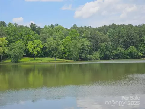 2226 Inlet Shore Ne 29 Rd NE #29, Connelly Springs, NC 28612