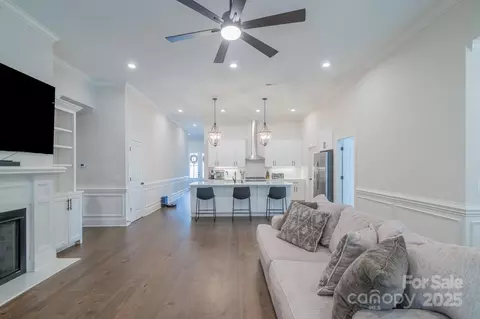 994 Cedar Crest Ln, Florence, SC 29501 photo 14