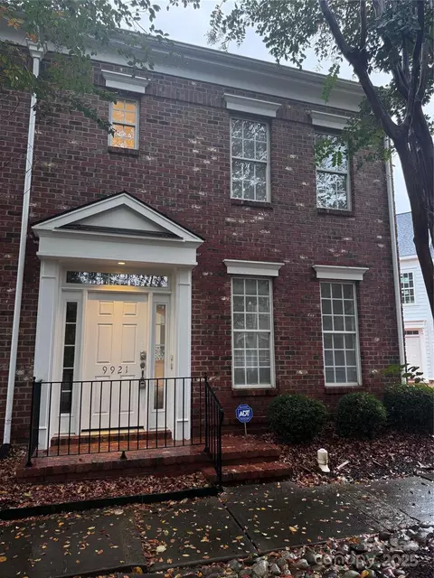 9921 Ansonborough Sq, Huntersville, NC 28078