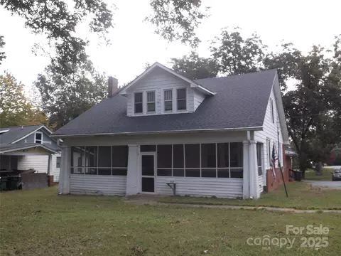 517 E Park Dr, Monroe, NC 28112