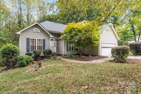 3503 Mossy Bank Pl, Charlotte, NC 28269