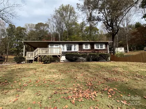 14 Lake View N Dr N, Marion, NC 28752