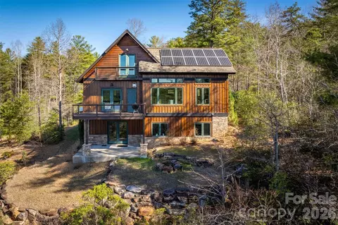 4092 Dense Acre Trl, Nebo, NC 28761