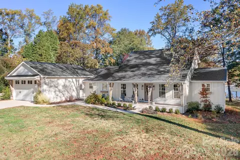1984 Hickory Hills Dr, Denver, NC 28037