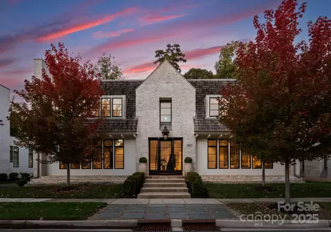 2825 Kenwood Sharon Ln, Charlotte, NC 28211