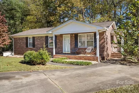 607 Blythe St, Shelby, NC 28152