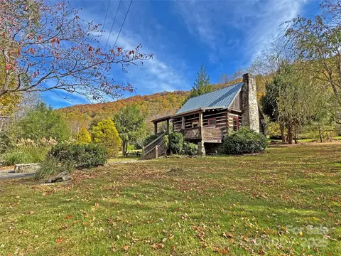 Gentry Farm Drive, Hot Springs, NC 28743