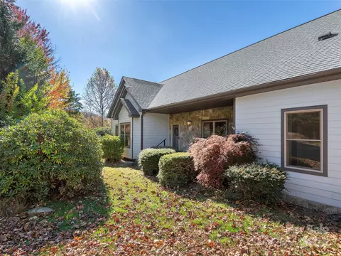 Exterior - 71 Crow Ln, Canton, NC 28716 photo 3 of 8