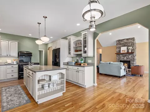 Kitchen - 71 Crow Ln, Canton, NC 28716 photo 1 of 5