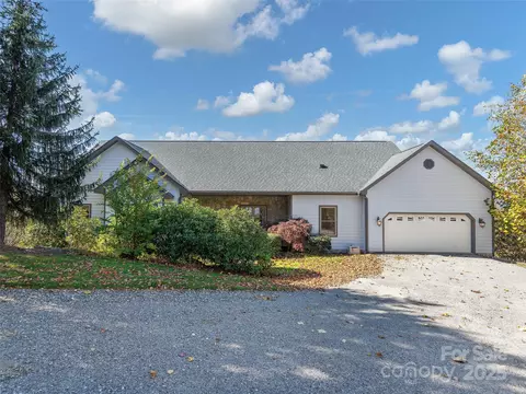 Exterior - 71 Crow Ln, Canton, NC 28716 photo 2 of 8