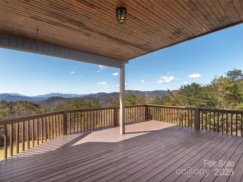 Exterior - 71 Crow Ln, Canton, NC 28716 photo 5 of 8