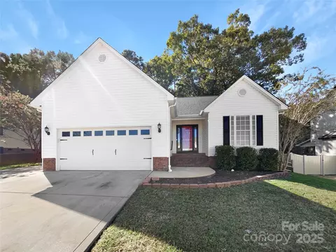 912 Carole Summey Dr, Dallas, NC 28034