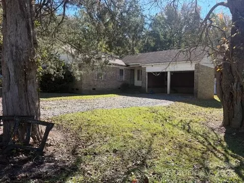 1728 Nc 109 N Hwy N, Wadesboro, NC 28170