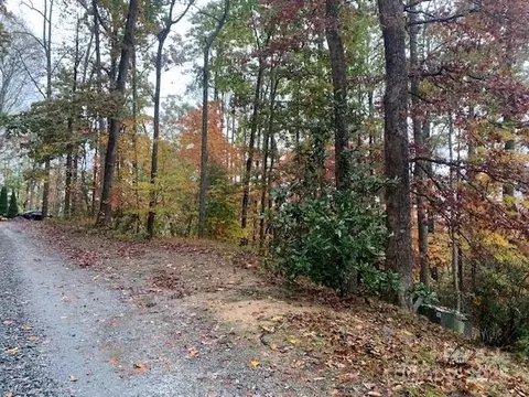 149 Willow Bend #149, Hendersonville, NC 28792