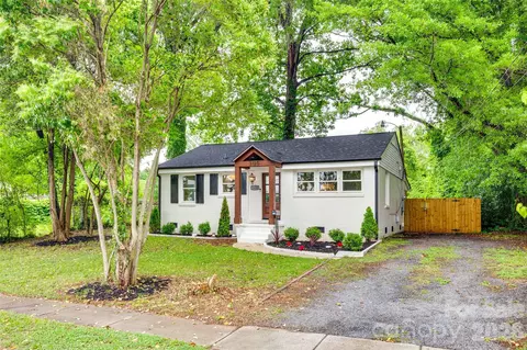 3120 Parkway Ave, Charlotte, NC 28208