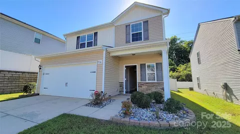 7516 Mockernut Dr, Charlotte, NC 28215
