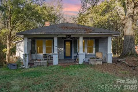 420 Brookwood Ave, Albemarle, NC 28001