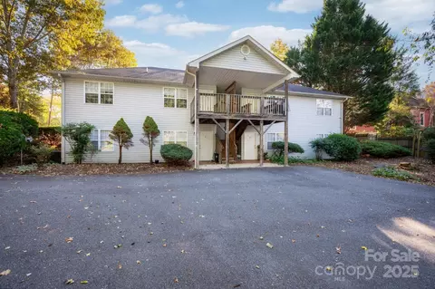 244 Westwood Pl, Asheville, NC 28806