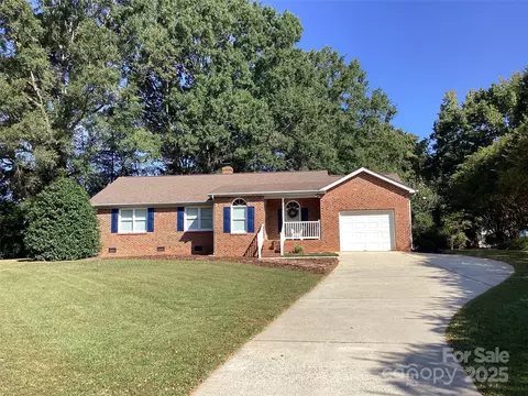 901 Cameron Ct, Monroe, NC 28112