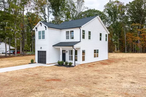 1888 Sigmon Dairy Rd, Newton, NC 28658