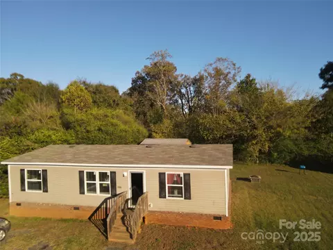 105 Ager Dr, Kings Mountain, NC 28086