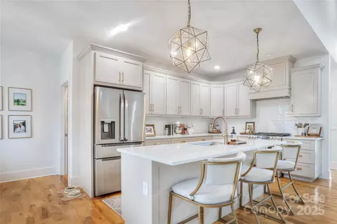 Kitchen - 211 Killian Rd, Stanley, NC 28164 photo 2 of 4