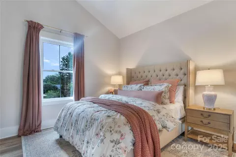 Bedroom - 211 Killian Rd, Stanley, NC 28164 photo 5 of 10