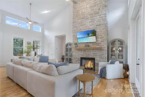 Living - 211 Killian Rd, Stanley, NC 28164 photo 2 of 2