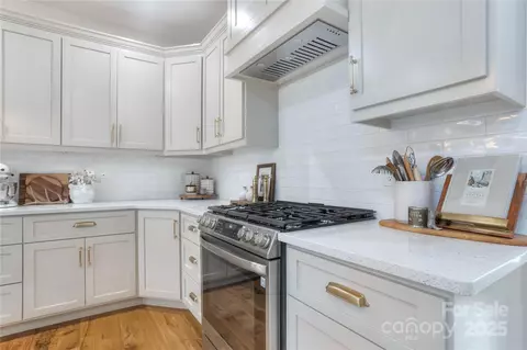 Kitchen - 211 Killian Rd, Stanley, NC 28164 photo 4 of 4
