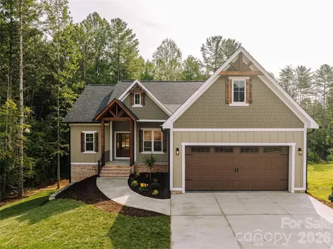 2031 Piper Ridge Dr, Lenoir, NC 28645