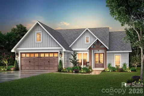 2031 Piper Ridge Dr, Lenoir, NC 28645