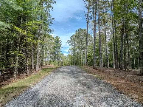 000 Reserve 12 Way #12, Hendersonville, NC 28739
