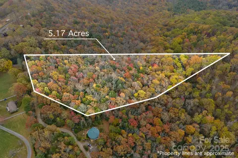 9999 Flat Top Mountain Rd, Fairview, NC 28730 photo 2