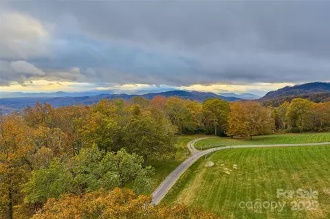 9999 Flat Top Mountain Rd, Fairview, NC 28730 photo 14