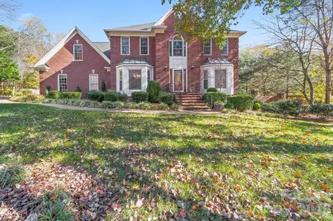 5224 Silchester Ln, Charlotte, NC 28215