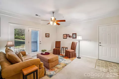 316 Appeldoorn Cir, Asheville, NC 28803