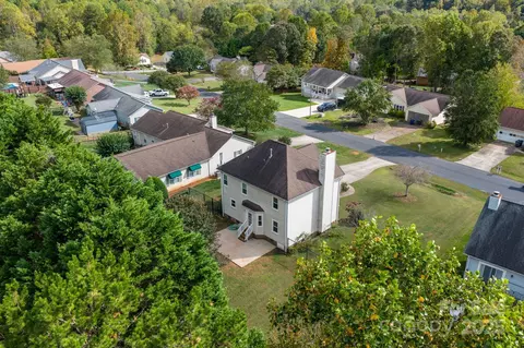 View/Area - 712 Painted Feather Nw Ln NW, Conover, NC 28613 photo 4 of 4