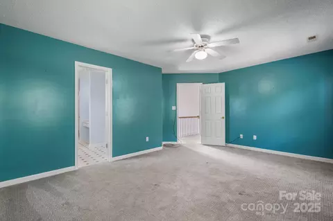 Bedroom - 712 Painted Feather Nw Ln NW, Conover, NC 28613 photo 2 of 4