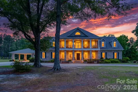 393 Youngs Bend Rd, Kershaw, SC 29067