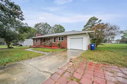 1331 Stegall Rd, Marshville, NC 28103