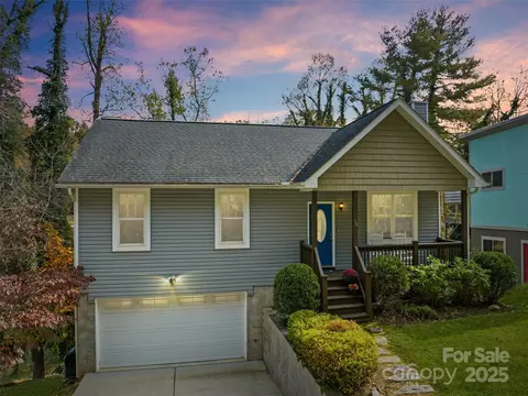 73 Honeysuckle Ln, Asheville, NC 28806