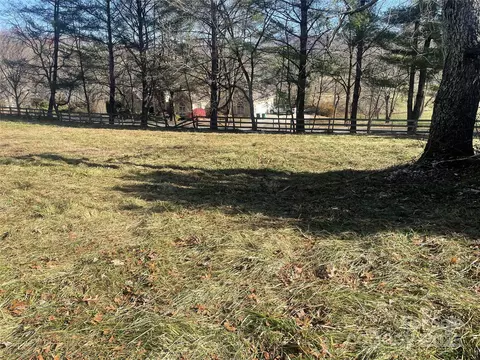 134 Williams Se Rd #SE, Fletcher, NC 28732