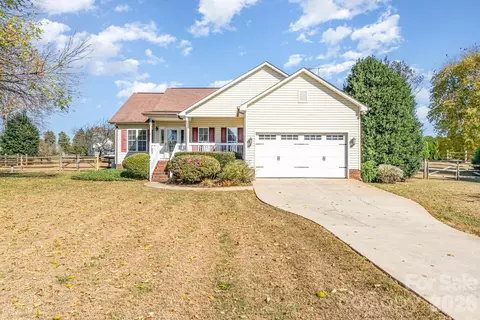 105 Cool Creek Ln, Mount Ulla, NC 28125