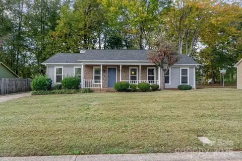 5201 Poplar Springs Dr, Charlotte, NC 28269