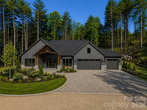 83 Mont Clair 32 Trl #32, Horse Shoe, NC 28742