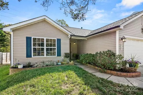 925 Anchor Ne Way NE, Kannapolis, NC 28083