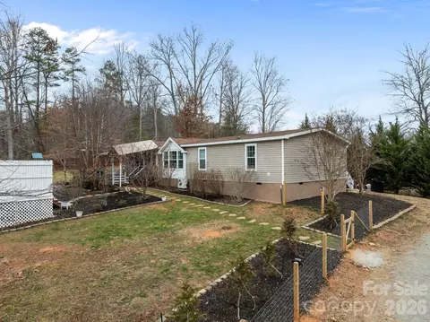 Exterior - 14 Harkins Ln, Marshall, NC 28753 photo 4 of 11